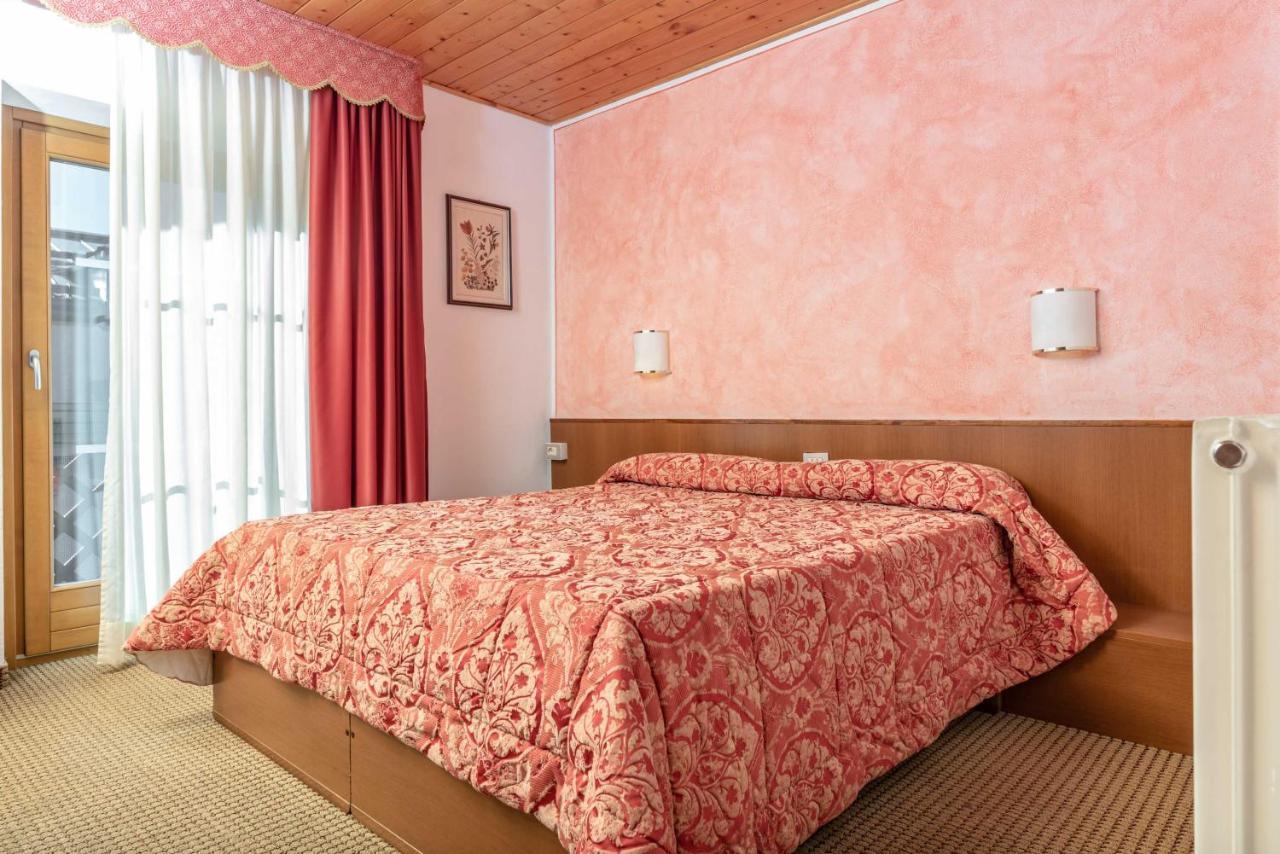 Hotel Italo Madonna Buitenkant foto
