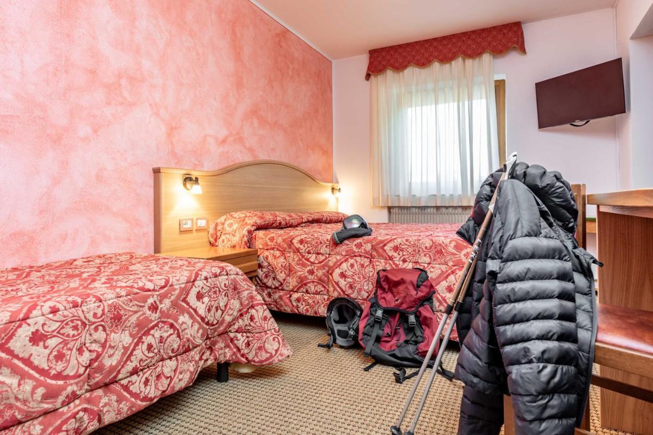 Hotel Italo Madonna Buitenkant foto