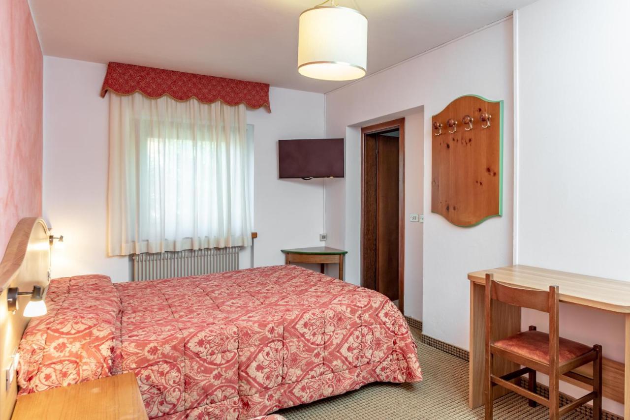 Hotel Italo Madonna Buitenkant foto
