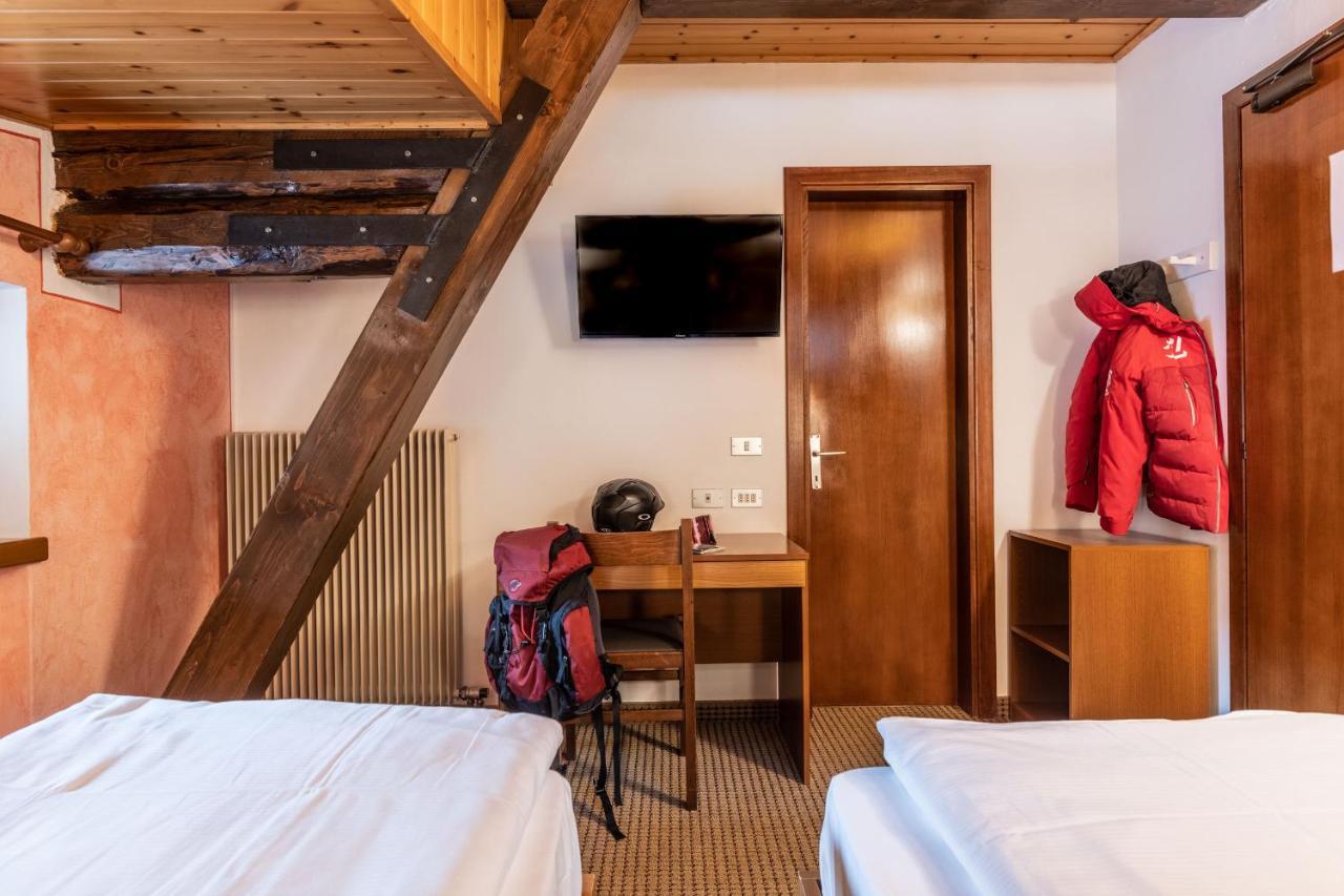 Hotel Italo Madonna Buitenkant foto