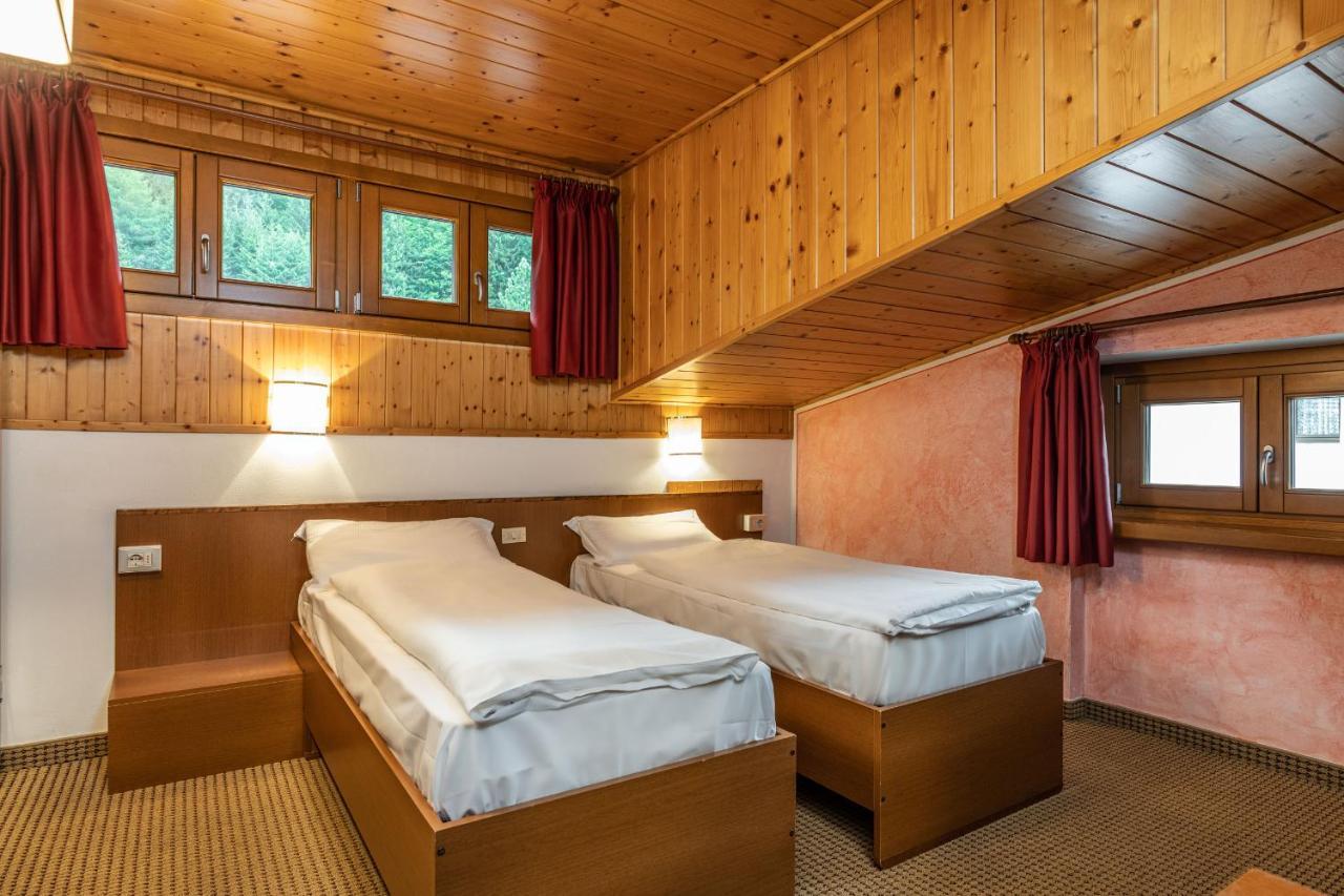 Hotel Italo Madonna Buitenkant foto